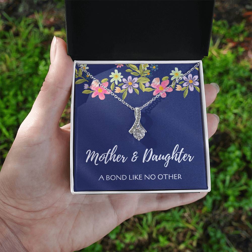 Mom Daughter Necklace - Alluring Beauty Pendant