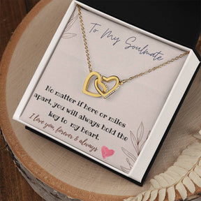 Heart Interlocking Necklace for Your Soulmate in Gold