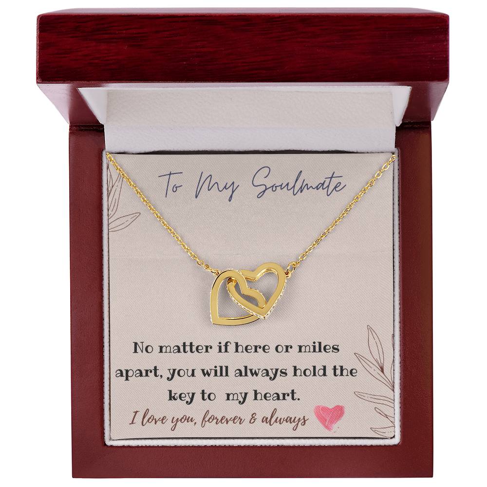 Heart Interlocking Necklace for Your Soulmate in Gold